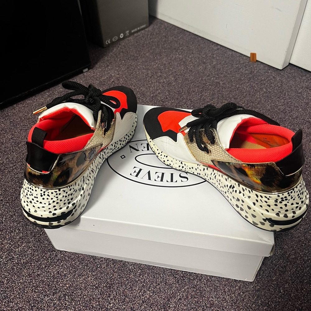 Steve Madden Sneakers Multi-Colored & Cheetah Print